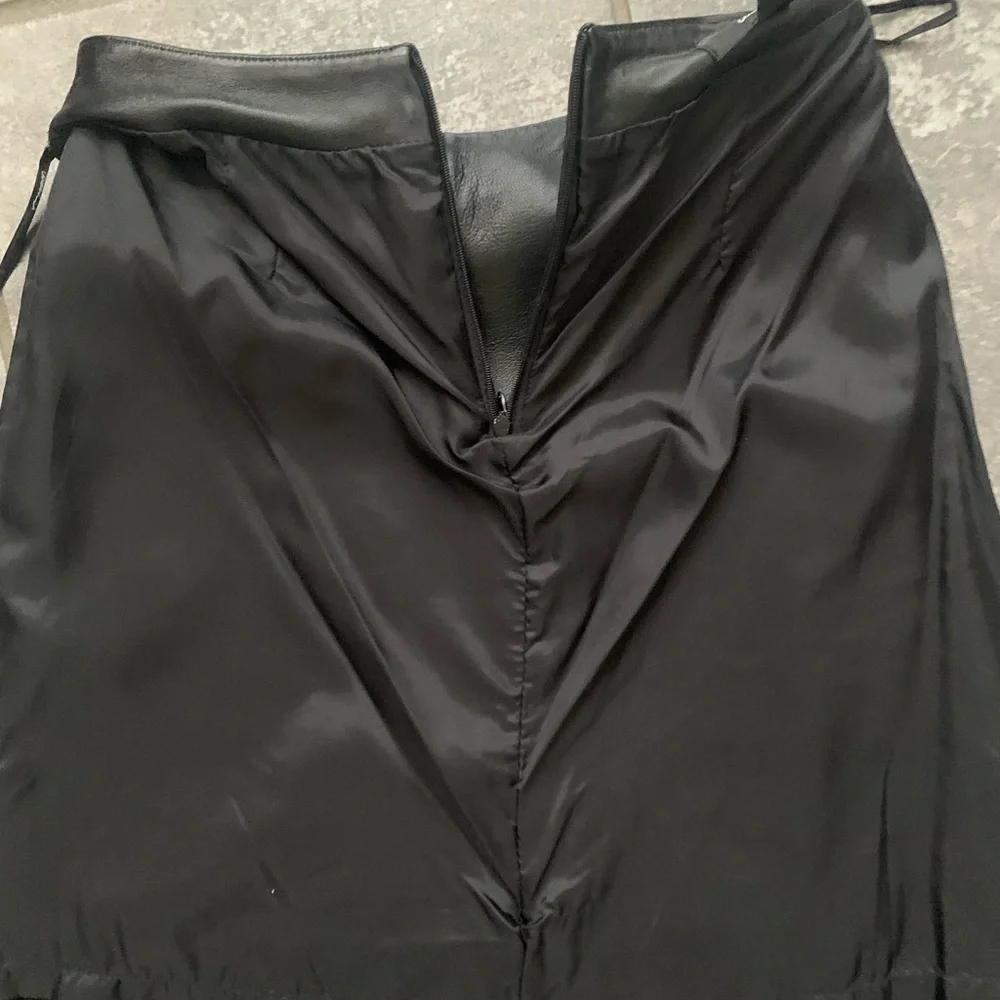 Vintage Floor Length Genuine Leather Maxi Skirt with Back Zipper - Picture 7 of 13